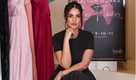 باللون الأسود.. درة تخطف الأنظار بإطلالة أنيقة