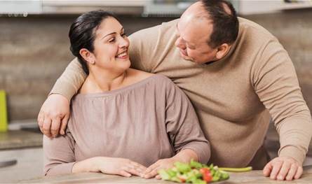 الرجل المتزوج أكثر عرضة للسمنة بـ3 مرات من الأعزب.. اليكم آخر الدراسات