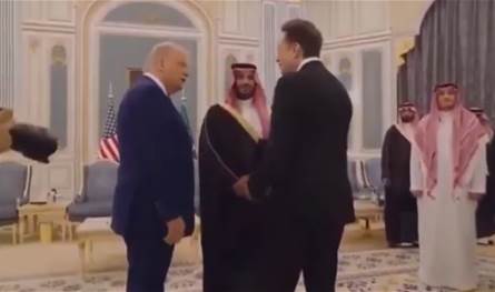 ماسك في قصر اليمامة... حديث وابتسامات مع وليّ العهد السعوديّ وترامب (فيديو)
