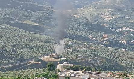في قعقعية الجسر.. مسيّرة تستهدف سيارة (فيديو)