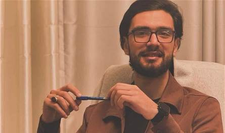 فضيحة &quot;منشد&quot; مقرّب من &quot;حزب الله&quot;.. &quot;تعامل&quot; مع إسرائيل لقاء 23 ألف دولار!