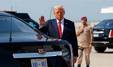 الى قطر والامارات.. ترامب يواصل جولته الخليجية 