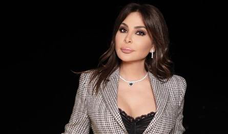 نشرت صورة برفقتها... إليسا تنعى هذه السيّدة: صرتِ عند ربّنا