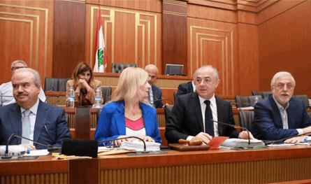 اللجان النيابية ناقشت اقتراحات قوانين