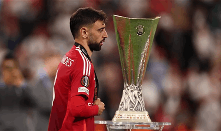 بعد الخسارة أمام &quot;توتنهام&quot;... هل يرحل برونو فرنانديز عن &quot;يونايتد&quot;؟