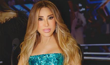 في جبيل.. رقصة نجوى كرم تسرق الأنظار وإطلالة ساحرة تخطف القلوب (فيديو)
