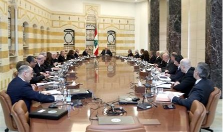 التشكيلات الديبلوماسية رهن البت بتعيين السفيرين في واشنطن ولندن