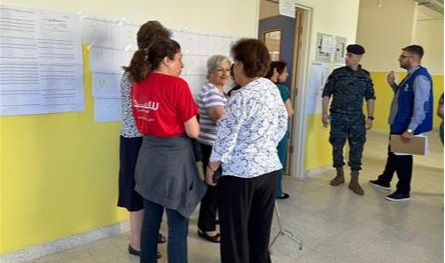جنوب لبنان يواصل الإنتخاب.. جزين تتصدّر المشهد ونسب صيدا والنبطية تتعادل