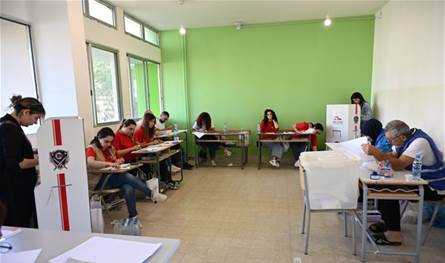 العملية الانتخابية مستمرة..  جزين تتصدر نسب الاقتراع (تحديث مستمر)