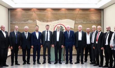 جعجع التقى المجلس البلدي المنتخب في شليفا
