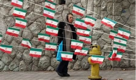 كيف يعيش الإيرانيون وسط أزمة بلادهم؟ تقرير أميركي يكشف الكثير