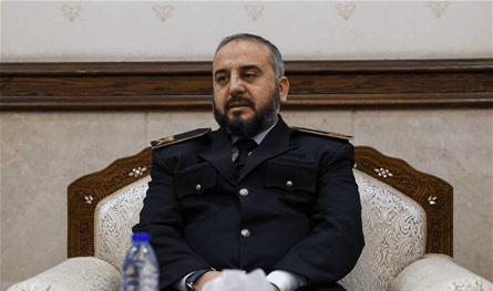 وزير الدفاع السوري: لن نسمح لأي أحد أن يكون خارج السلطة 