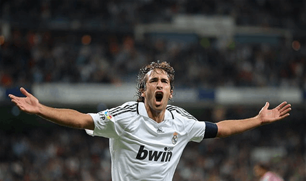 بعد تعيين ألونسو.. أسطورة ريال مدريد يعتزل