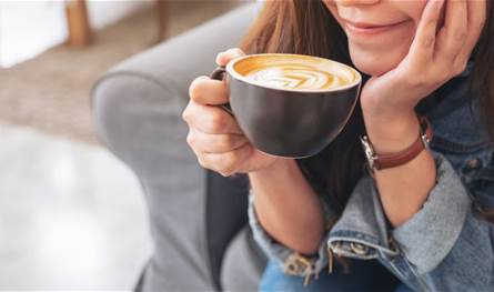 كيف يؤثر الكافيين على الدماغ أثناء النوم؟... دراسة حديثة تكشف
