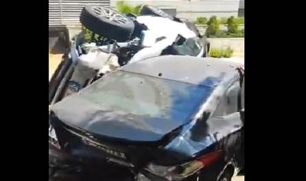 بالصور والفيديو... حادث سير مروّع بين 9 سيارات في بيروت