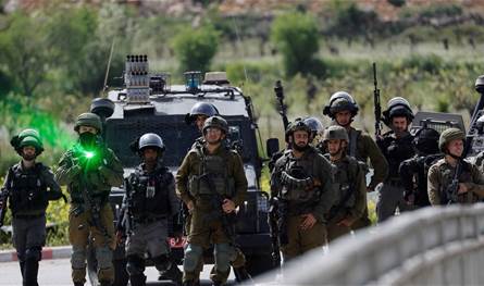 في فلسطين.. مركبات إسرائيلية تُهاجم قافلة حجاج!