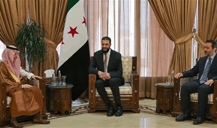 الشرع يستقبل بن فرحان والوفد المرافق في دمشق