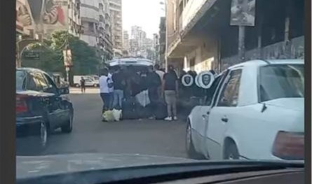 بعد إعادة فتح معبر العريضة.. مغادرة كثيفة لعائلات نازحة إلى الأراضي السورية (فيديو)
