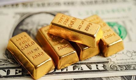  مع صعود الدولار.. الذهب يتراجع بعد اقترابه من أعلى مستوى في 4 أسابيع