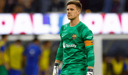 حارس برشلونة... هل ينتقل تير شتيغن إلى الهلال السعوديّ؟