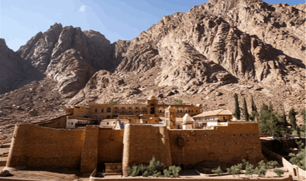 مصر لليونان: لا مساس بدير سانت كاترين