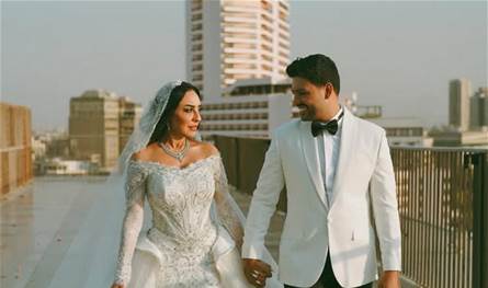نجم &quot;ستار أكاديمي&quot; يحتفل بزفافه.. وعروسه الإماراتية تلفت الأنظار (فيديو)