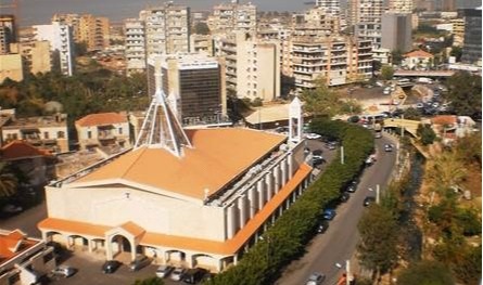 برسم بلدية انطلياس.. قبل وبعد (بالصور)