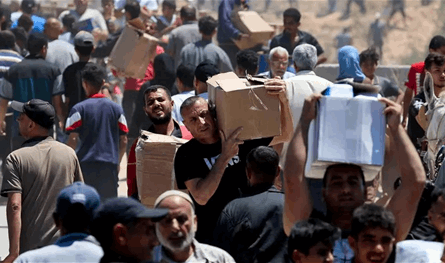 مؤسسة غزة الإنسانية تغلق مراكز توزيع المساعدات مؤقتًا والأنروا تعلق!