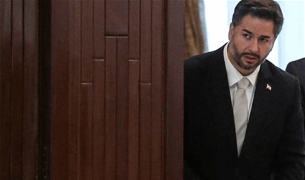 أمين سلام أول موقوف برتبة وزير