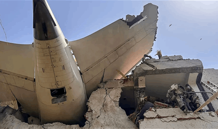 ما سبب سقوط الطائرة الهنديّة؟... محلل حوادث يكشف التفاصيل