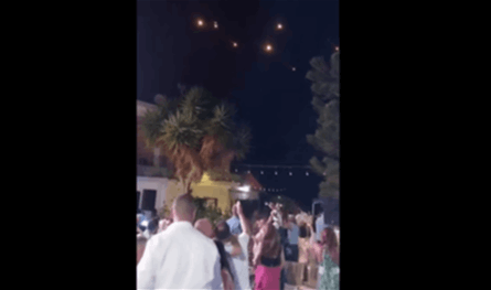 الصواريخ تمرّ فوق &quot;حفل لبناني&quot;.. شاهدوا الفيديو