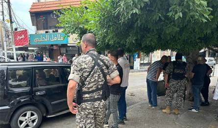 توقيف مروّجي مخدرات في المنشية