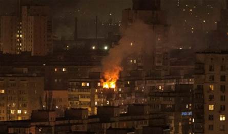  هجوم روسي &quot;أكثر دموية&quot; هذا العام.. أوكرانيا تعلن الحداد بعد تحول مبنى سكني بكامله الى انقاض