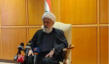 بعد تهديد ترامب لخامنئي... ماذا قال الخطيب؟