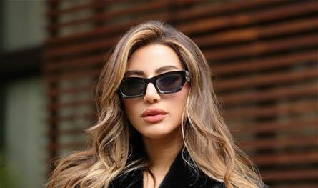 بشكل مُفاجئ.. فنانة شهيرة تُعلن وفاة شقيقتها وهكذا نعتها (صورة)