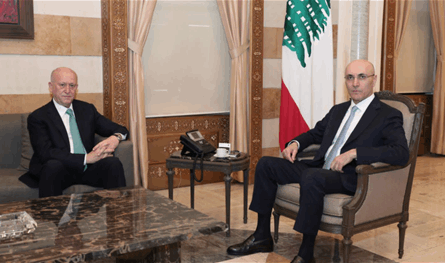 الحجار بحث وريفي في الأوضاع العامة