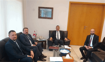 وزير الزراعة يواصل لقاءاته لتفعيل الشراكات وتطوير السياسات الزراعية