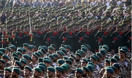 الجيش الإسرائيلي يعلن استهداف جنود ومنصات صاروخية إيرانية