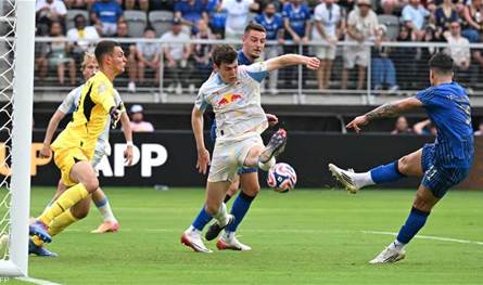 ما هي فرص الهلال للتأهل للدور القادم في &quot;مونديال الأندية&quot;؟