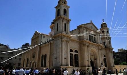 بالصور والفيديو... شاهدوا مراسم تشييع ضحايا تفجير كنيسة مار إلياس في دمشق