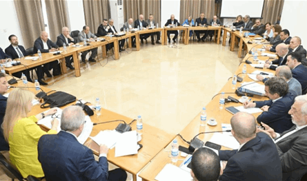 رئيس لجنة المال والموازنة: أعطينا فرصة لمعالجة بعض الشؤون قبل الجلسة التشريعية الاثنين