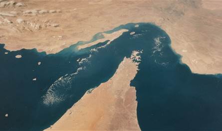 هل تغلق إيران مضيق هرمز؟