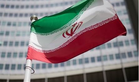 اعتقالات وإعدامات.. ماذا يجري في إيران؟