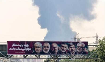 أجهزة المخابرات تتساقط في قبضة طهران.. الموساد وCIA تحت المجهر