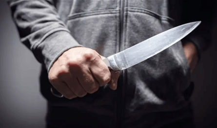 طعن مواطن في بلدة أدونيس.. إليكم تفاصيل الحادثة