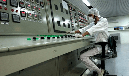 بعد الضربة الأميركية.. هل انتهى حلم إيران النووي؟