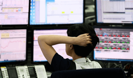 مع اقتراب انتهاء فترة تعليق رسوم ترامب.. الأسهم الآسيوية تتراجع