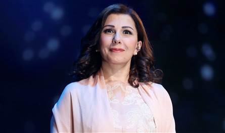 قبل حفلها المنتظر ضمن أعياد بيروت.. ماجدة الرومي توثق لقطات من البروفات