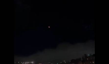 يعد ساعات من تنفيذه غارات استعدفت الحوثيين.. الجيش الإسرائيلي يرصد إطلاق صاروخين من اليمن