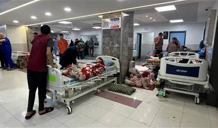 خطر الموت يلاحق المرضى في غزة.. تعطل المولد الرئيسي لمستشفى شهداء الأقصى